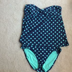 Strapless tankini